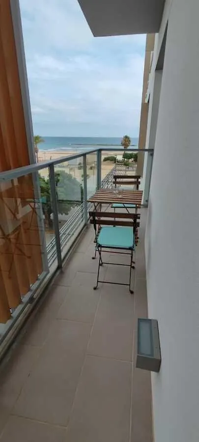 Apartamento En Primera Linea De Mar Con Piscina Apartment Cubelles